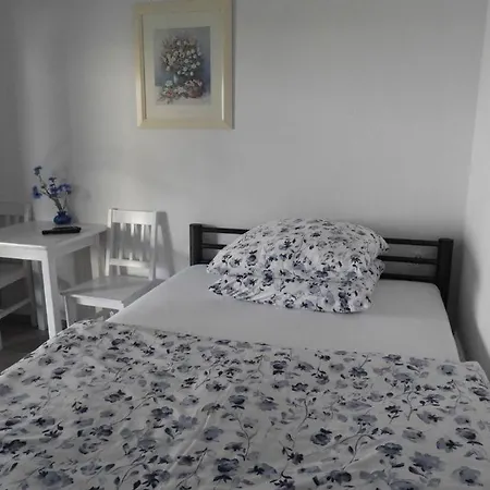 Homestay U Joli Dziwnow